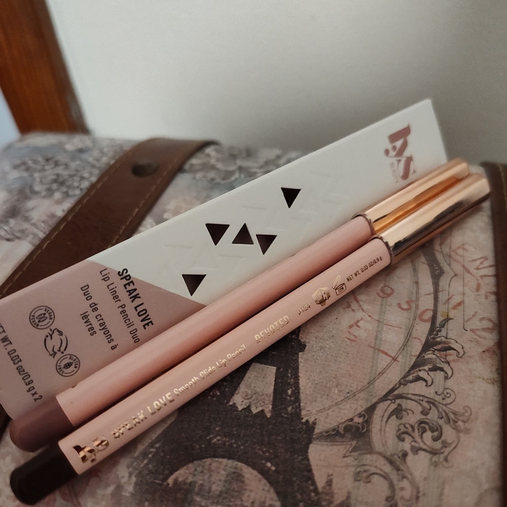 LYS beauty Speak Love Lip Liner Pencil Duo